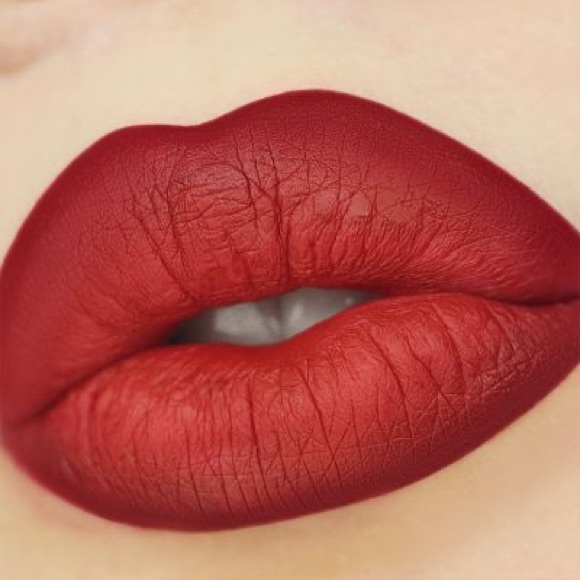 Erupt Lip Set by BEAUTY VAULTE - Picture 2 of 3